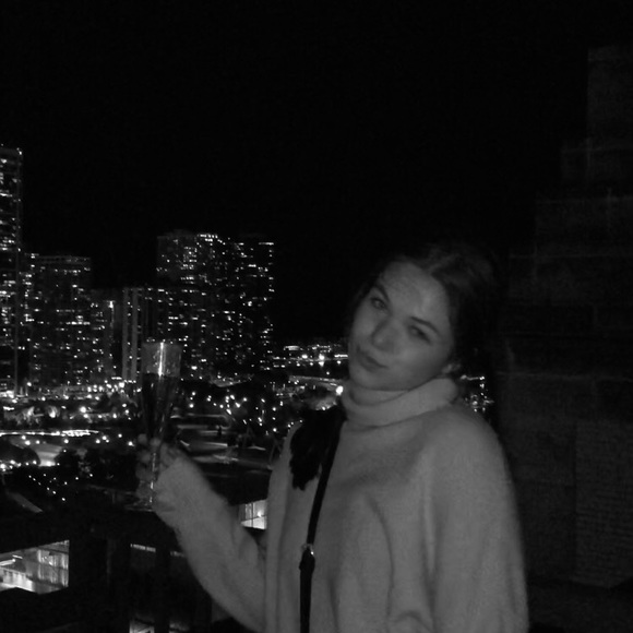 Meet your Posher, Grace - Picture 1 of 1